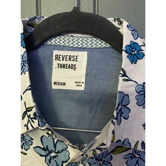 Reverse Threads Shirt Size Medium Blue White Floral Short Sleeve Button Mens - Picture 4 of 10
